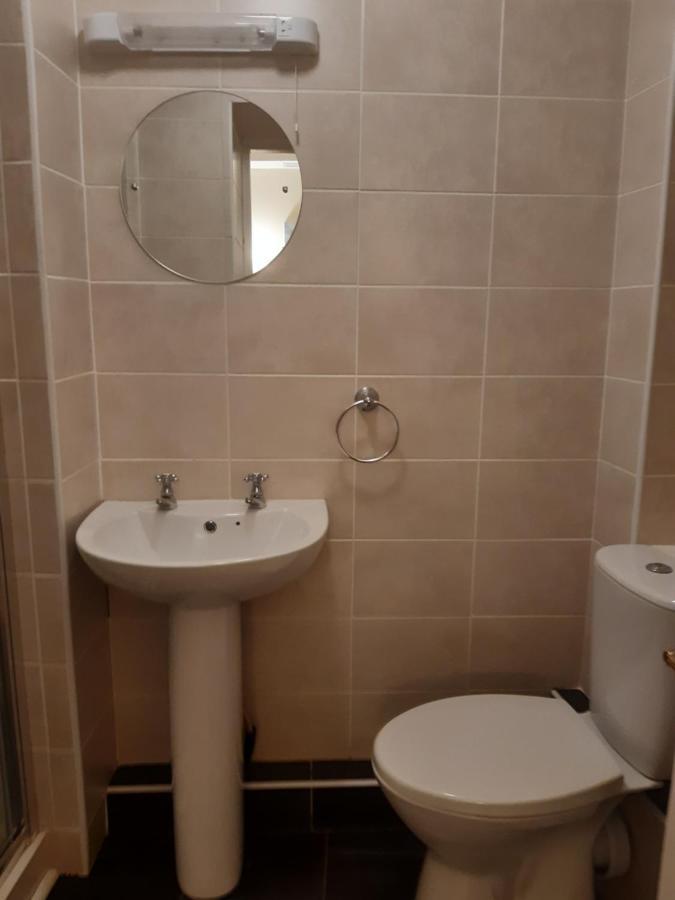 24 Beds In Carrick On Shannon Bagian luar foto