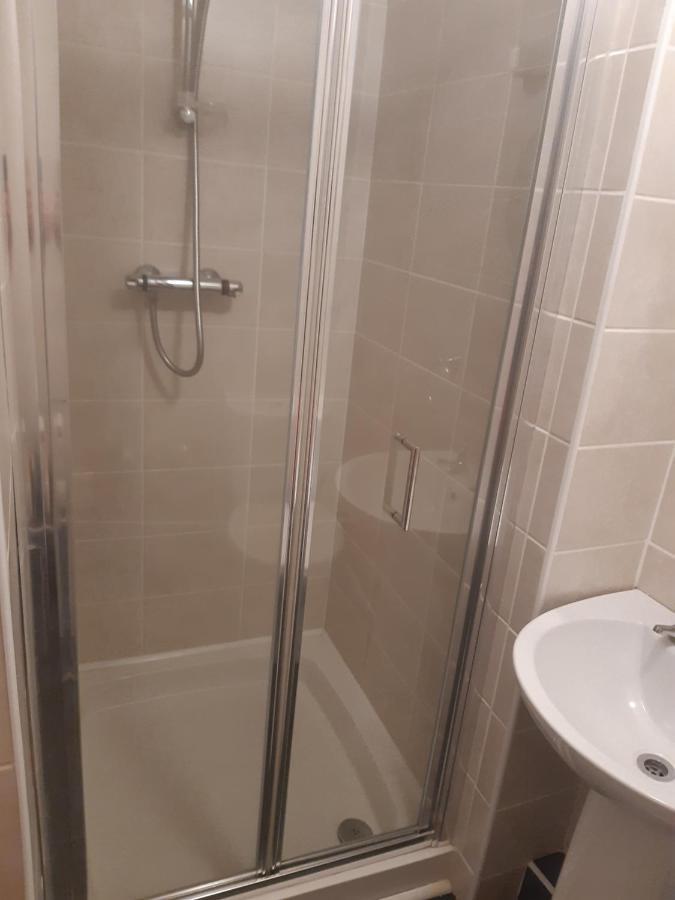 24 Beds In Carrick On Shannon Bagian luar foto